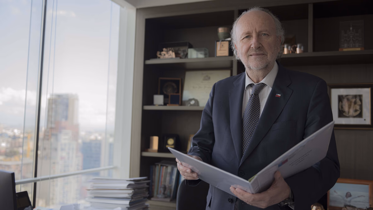 Ministro Prokurica destaca rol de la minería que frenó caída histórica del PIB de Chile