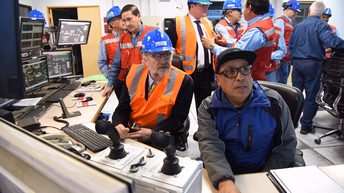 Ministro Prokurica solicita a empresas mineras evitar la movilidad de sus trabajadores de una región a otra