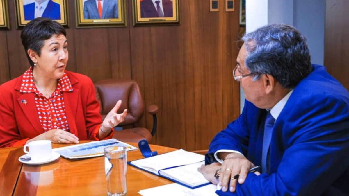 Ministro Vera Asegura: «El Perú Está de Regreso en la Promoción de Inversiones Mineras»