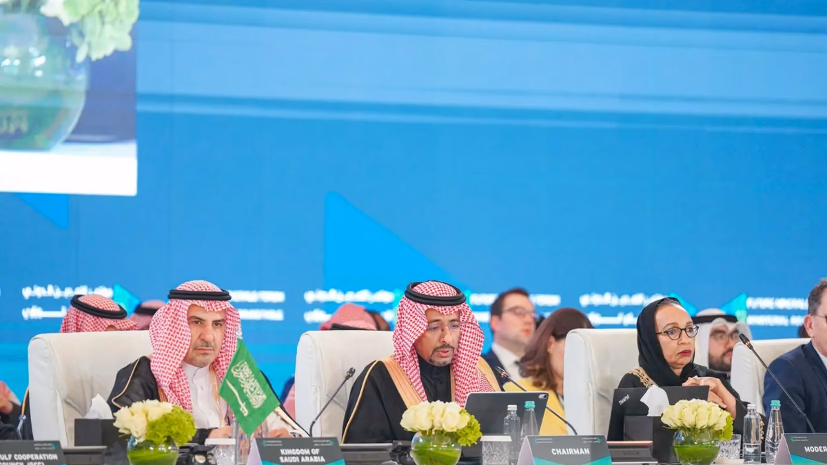 Ministros de Minería de 60 países asisten a la Mesa Redonda Ministerial del Foro de los Minerales del Futuro