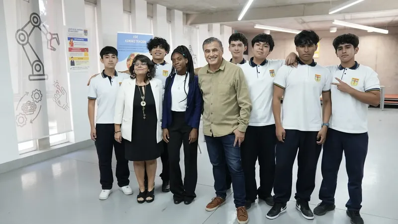 “Misión Educar”: el nuevo programa de TV que muestra cómo la innovación está transformando la educación en Chile