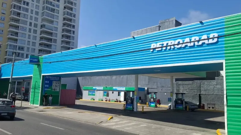Nueva estación Petroarab en Valparaíso genera polémica por similitud con Aramco