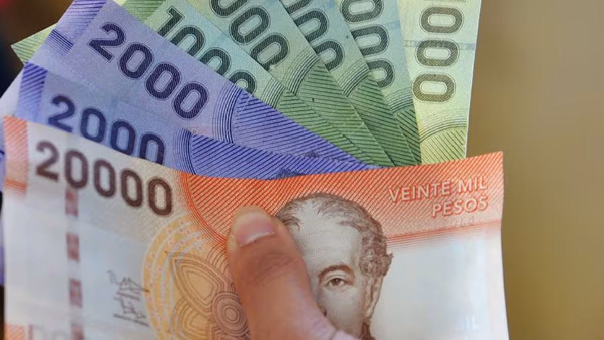 Nuevo aumento del sueldo mínimo: $500.000 y bonos beneficiados