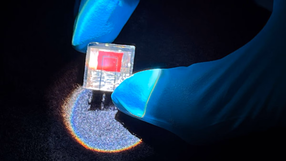 Nuevo Récord de Eficiencia en Células Solares de Perovskita: Alcanzan el 25,7% Gracias a Innovadora Tecnología en Tándem
