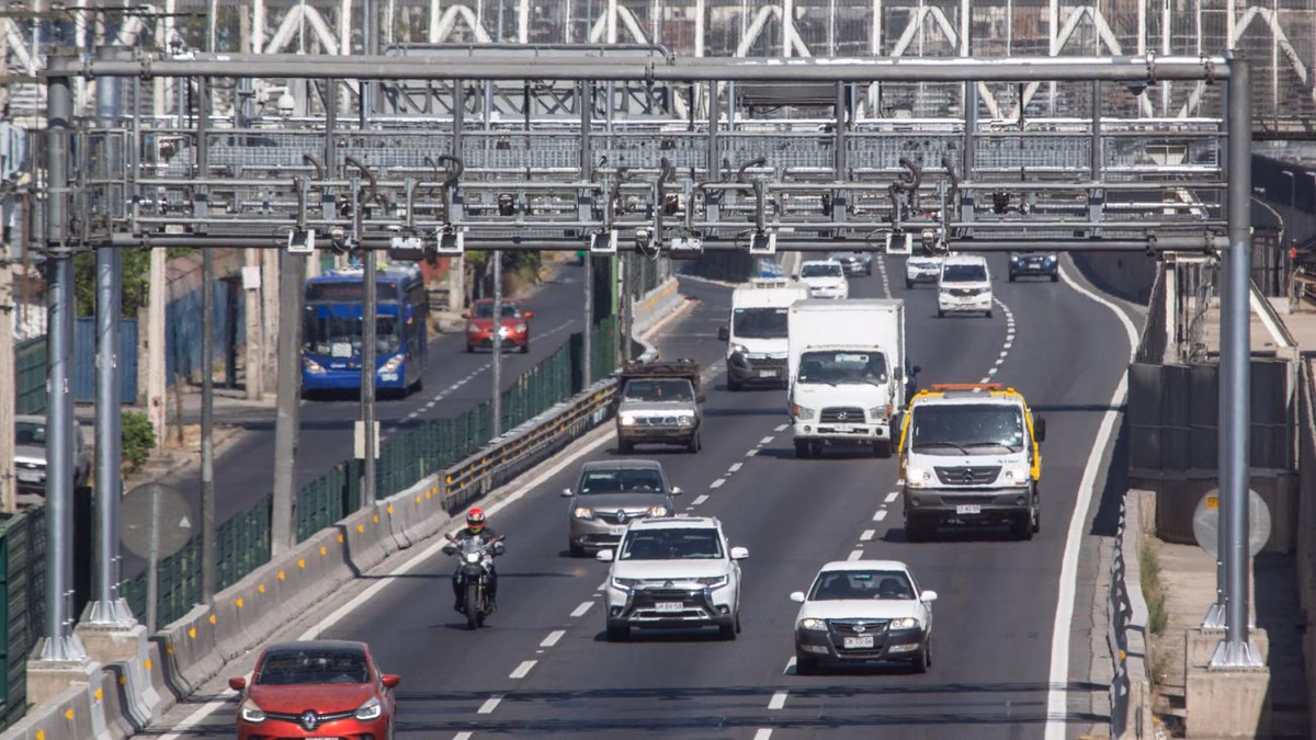 Nuevos Cobros en Autopistas desde Julio 2025: ¿Qué Deben Saber los Conductores sin TAG?