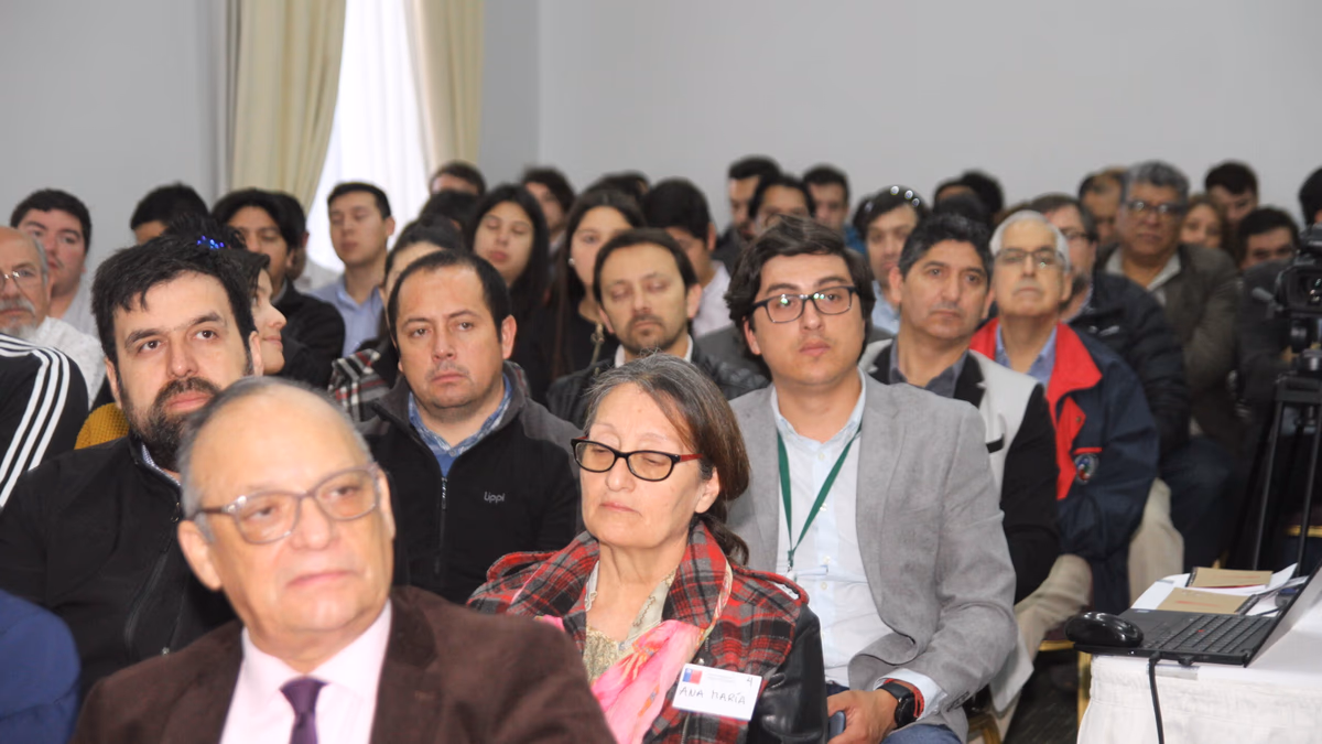 Oportunidades en la minería del siglo XXI : Realizan primer seminario de seguridad organizado por CORESEMIN