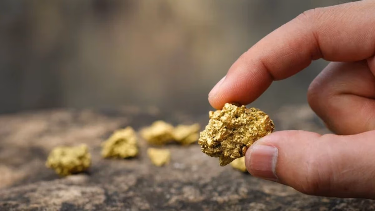 Oro avanza a su máximo de 4 semanas mientras se esperan recortes de tasas en EE. UU.