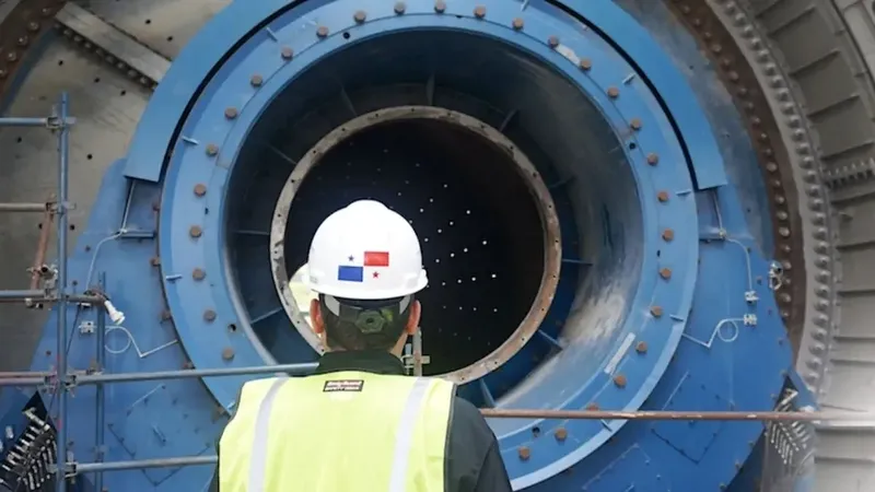 Panamá autoriza a First Quantum retirar material de Cobre Panamá bajo supervisión estatal