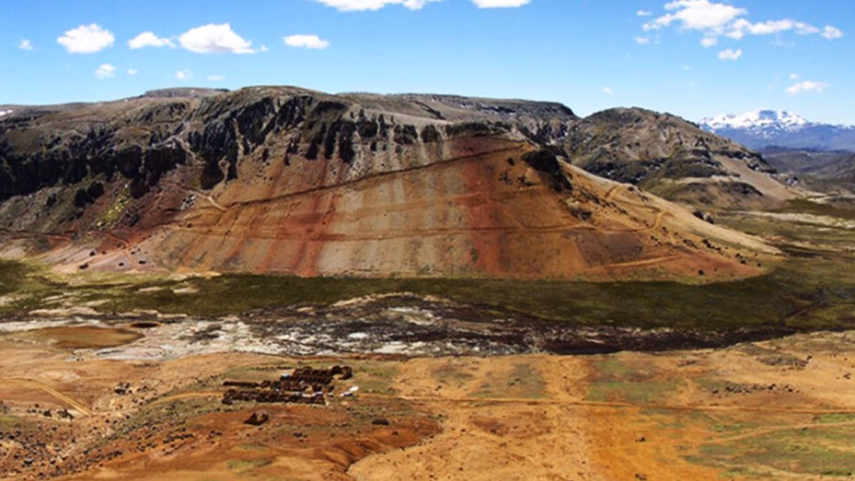 Perú: Bear Creek y Corani, entre demoras por permisos y una inversión que iría al alza