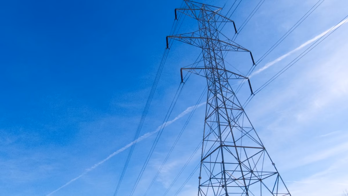 Perú impulsa su red eléctrica: MINEM reasigna 5 proyectos de transmisión por US$ 66,4 millones para fortalecer el SEIN