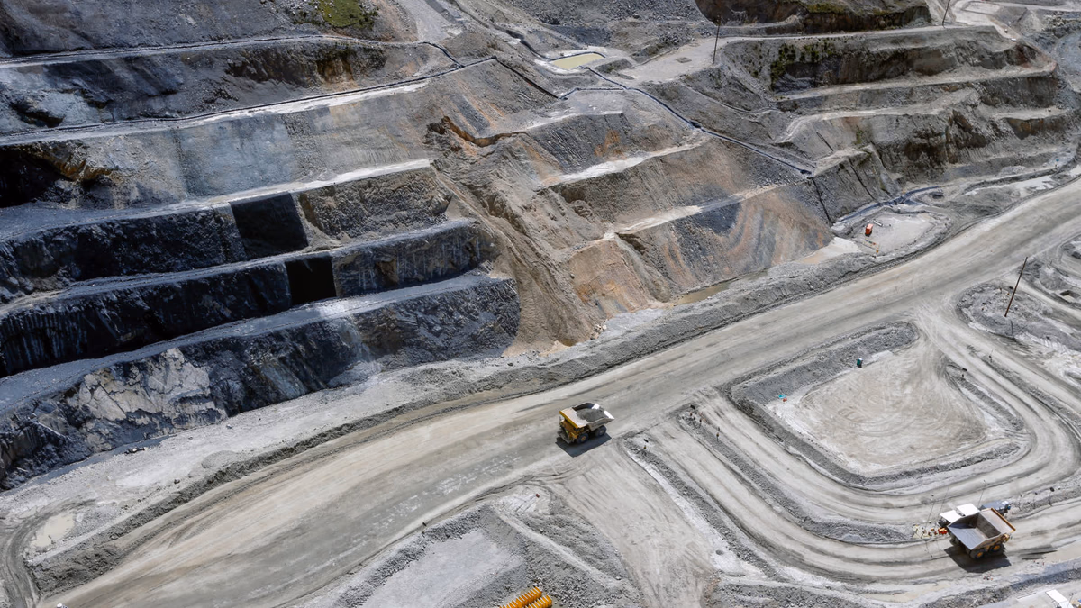 Perú sigue produciendo cobre y zinc a pesar del caos político