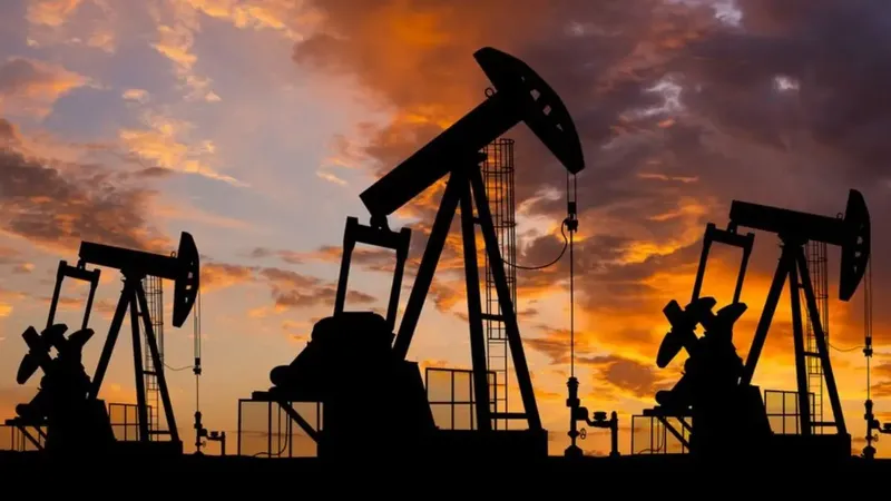 Petróleo ruso: descuento de US$ 25-26 por barril mantiene el interés de India y China pese a la tensión en Ormuz