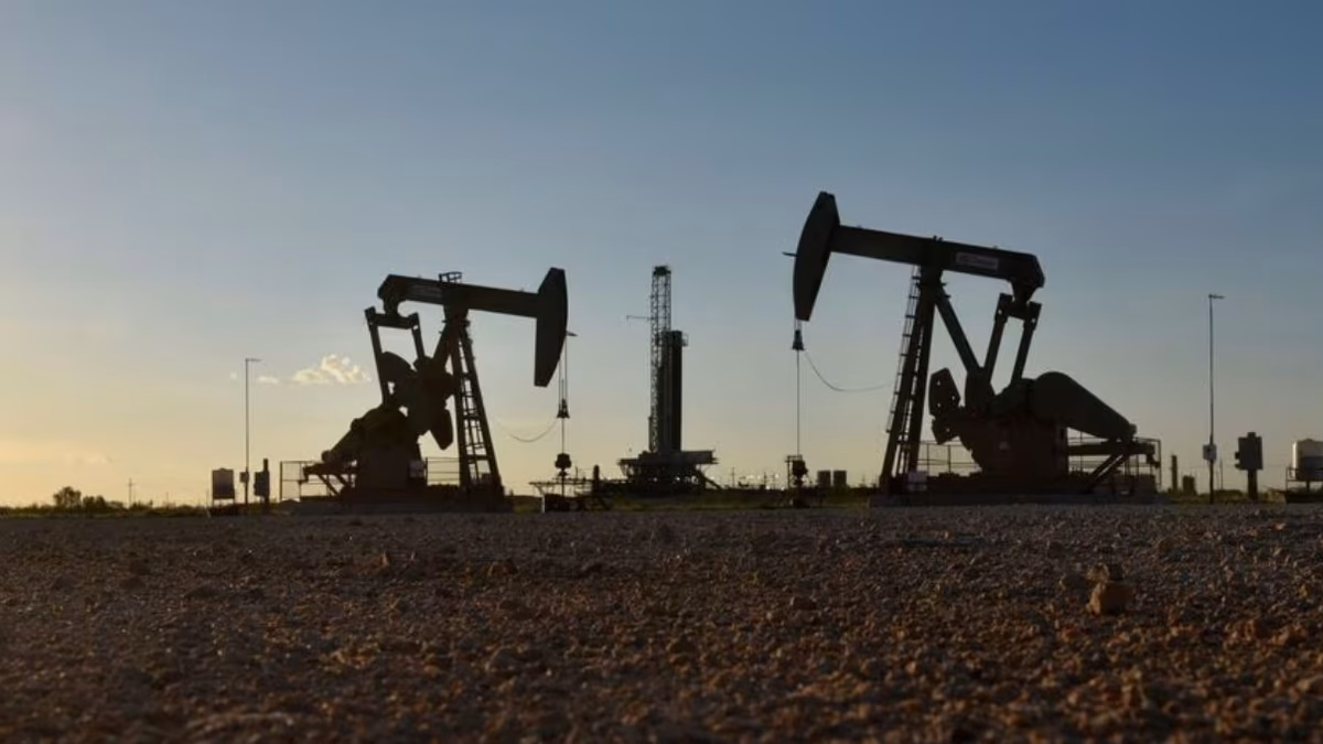 Petróleo y bonos suben por conflicto en Israel, mientras que las acciones caen ante el temor sobre el conflicto