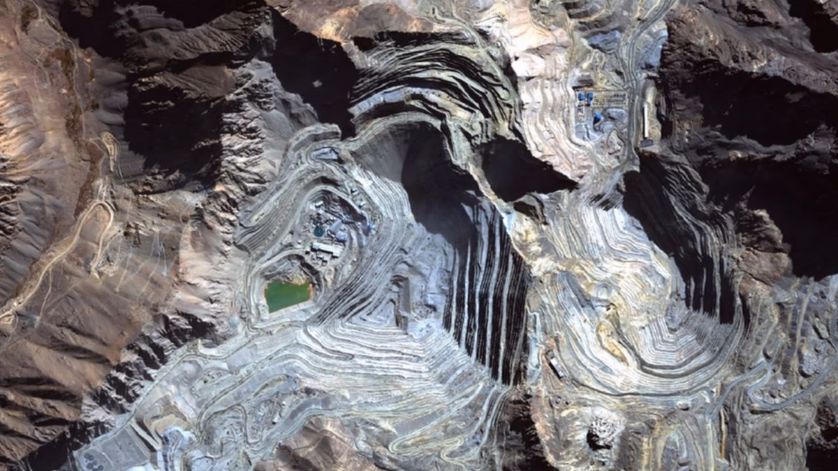 Presidente de Anglo American Destaca Beneficios del Acuerdo con Codelco para Chile