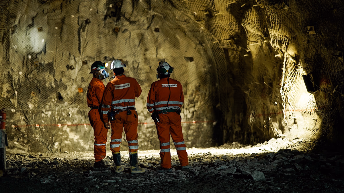 Producción chilena de cobre cae 10,2% en agosto
