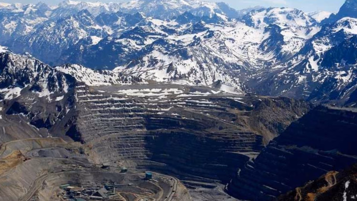 Producción de Cobre en Los Bronces se Desploma un 20%