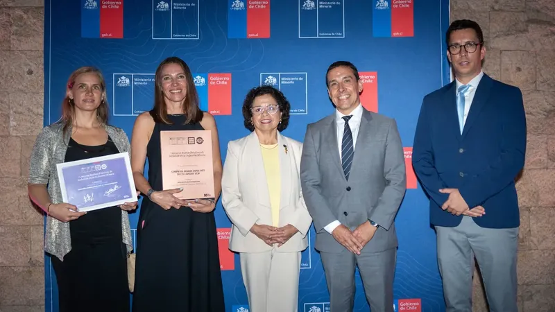 Programa de buen trato laboral de Collahuasi es premiado por el Ministerio de Minería