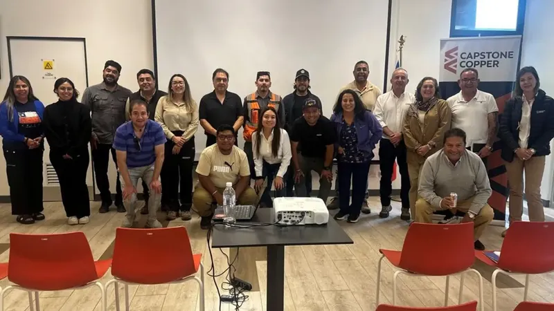 Proveedores de Chañaral asisten a capacitación con Capstone Copper Mantoverde para fortalecer su participación en procesos de licitación