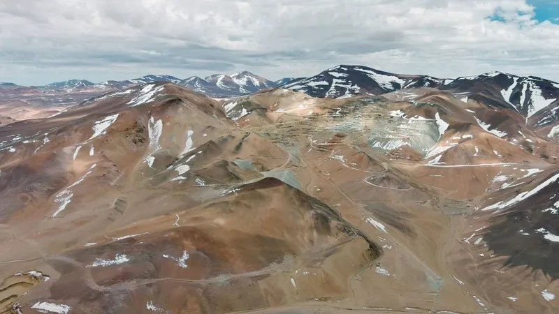 Proyecto Lobo-Marte inicia evaluación ambiental: 4,7 millones de onzas y 3.400 empleos en juego en Atacama