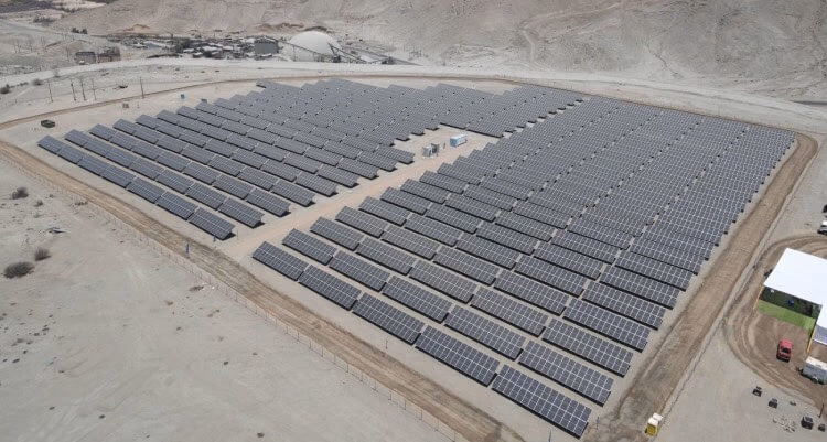 Pucobre y Guacolda unen fuerzas para inaugurar la primera planta fotovoltaica construida sobre un relave cerrado