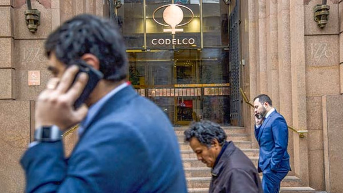 Pugna en Tribunales por Representación en Directorio de Codelco Cumple 40 Meses