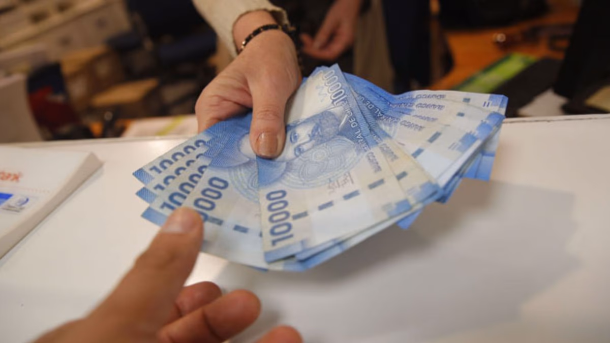 ¿Qué beneficio desaparecerá con el alza del sueldo mínimo en Chile?