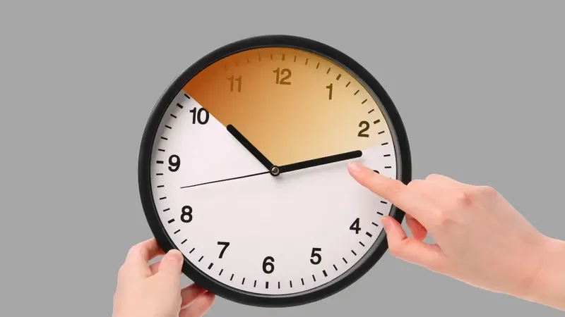 ¿Qué día se cambia la hora en Chile y qué zonas quedan fuera del ajuste?