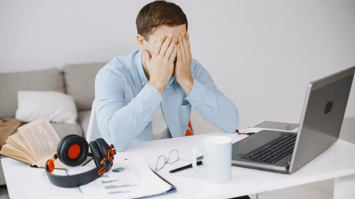 ¿Quedaste sin trabajo? Estos son los beneficios que puedes cobrar en la AFC