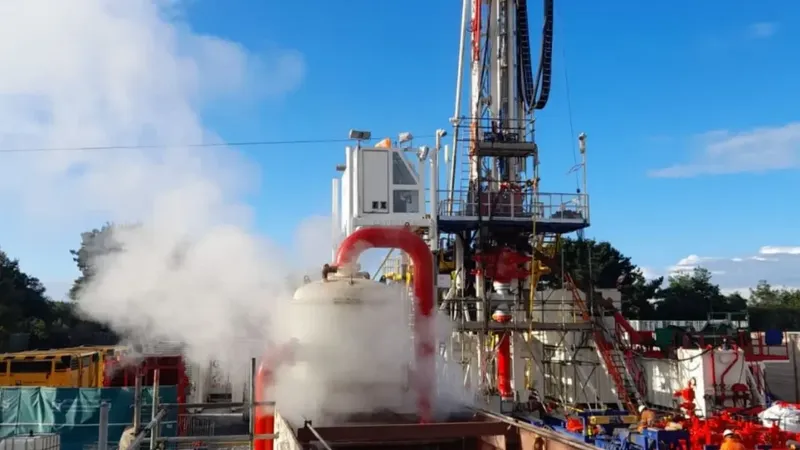 Reino Unido lidera con proyecto geotérmico que genera energía y extrae litio