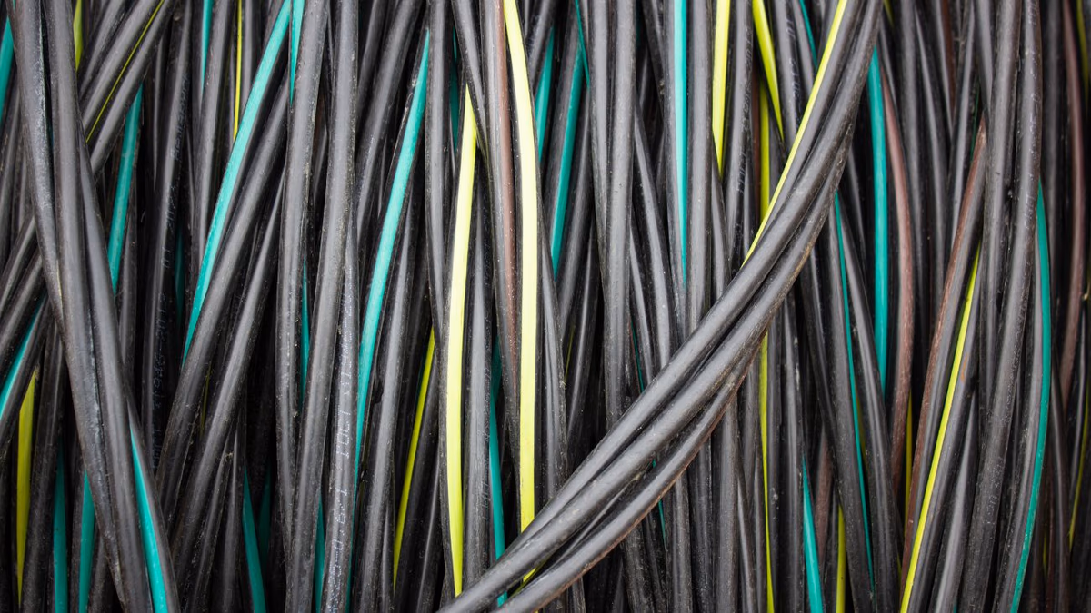 Robo de 1800 metros de cable en Atacama desata acciones gubernamentales y querella para asegurar suministro eléctrico