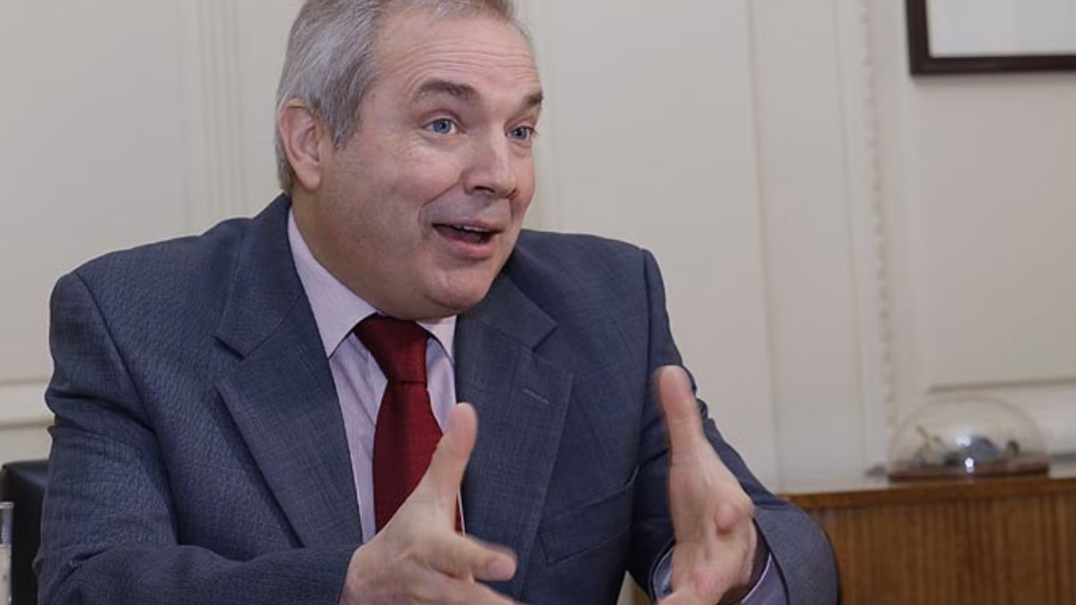 Roces con Pacheco y en medio de problemas en la estatal: La trastienda de la renuncia de Sougarret a Codelco