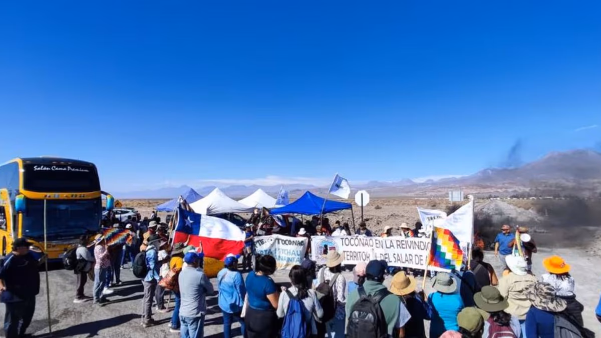 Salar de Atacama: comunidades condicionan diálogo con Codelco y SQM a peticiones sobre cuidado del agua