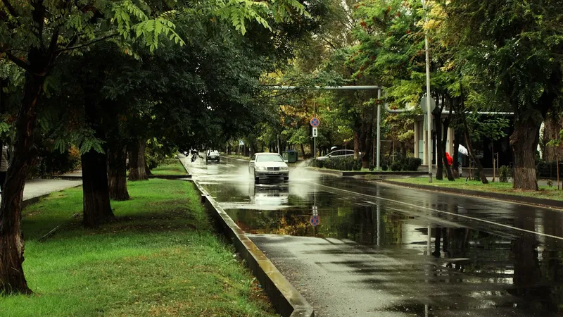 Santiago se enfría: tres sistemas frontales marcan la semana y el martes será el día más frío
