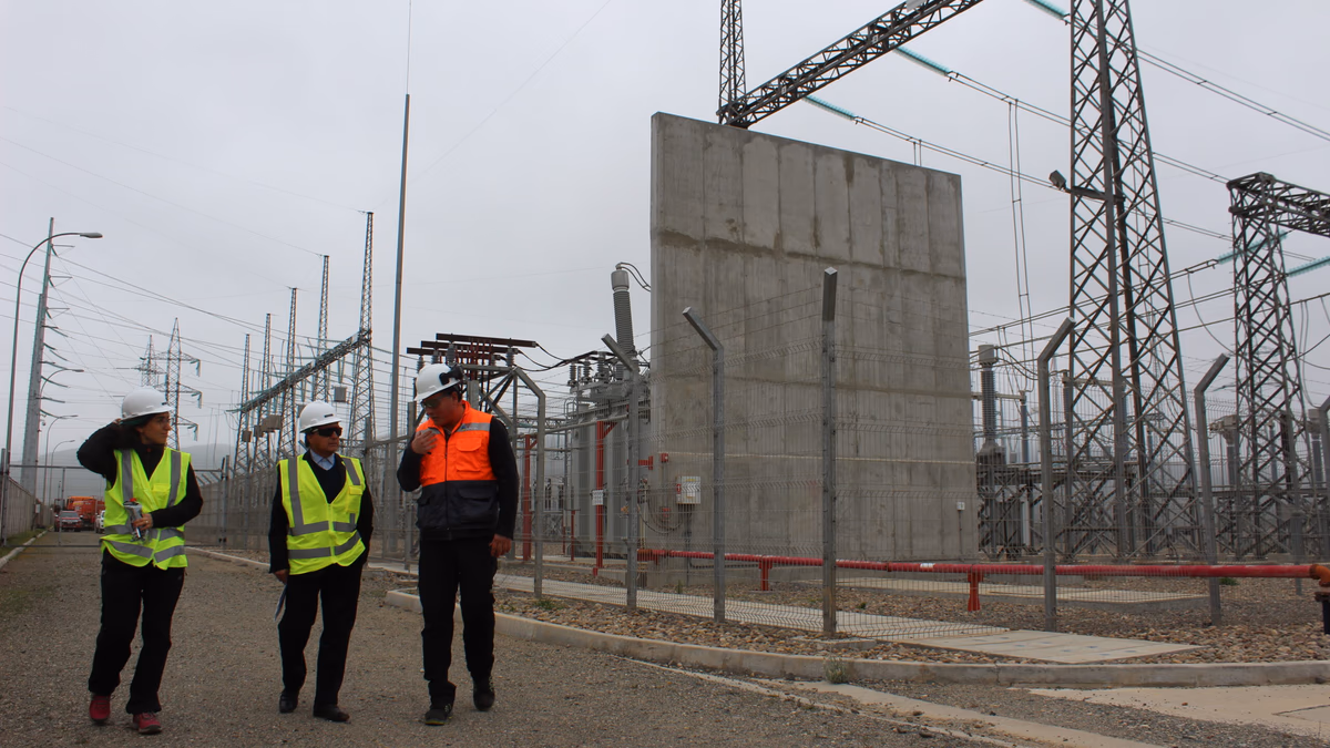 Seremi de Energía constata avances en proyecto de almacenamiento del parque eólico Punta Sierra