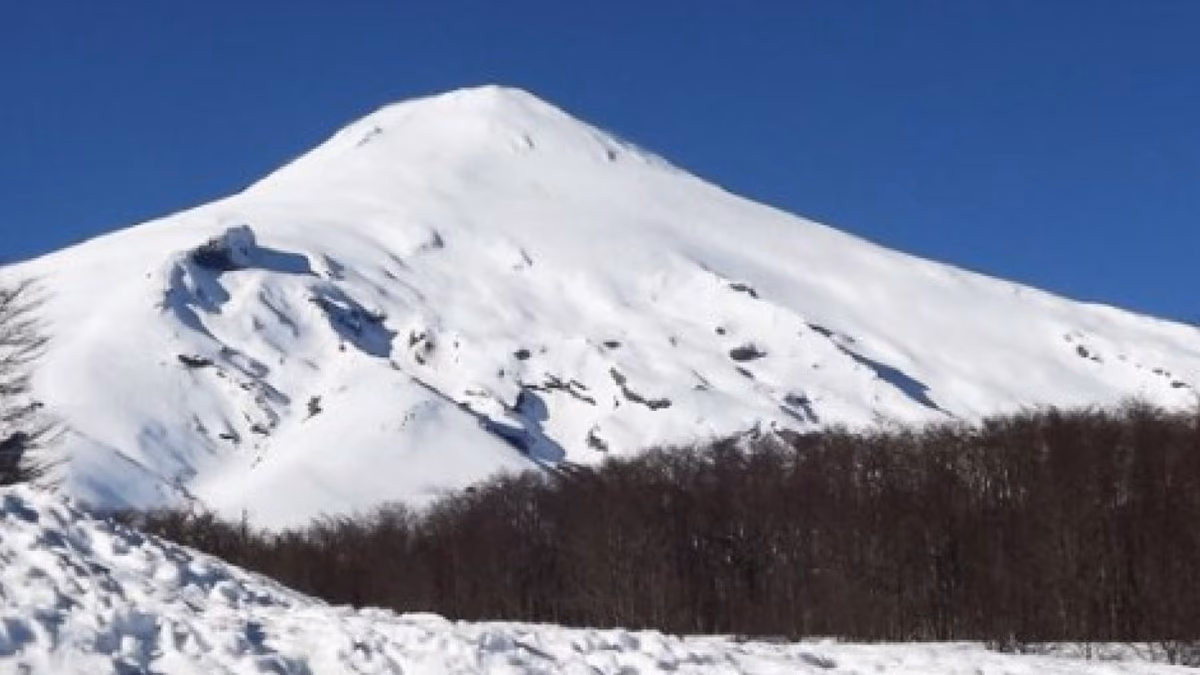 Sernageomin decreta alerta técnica naranja al Volcán Villarrica