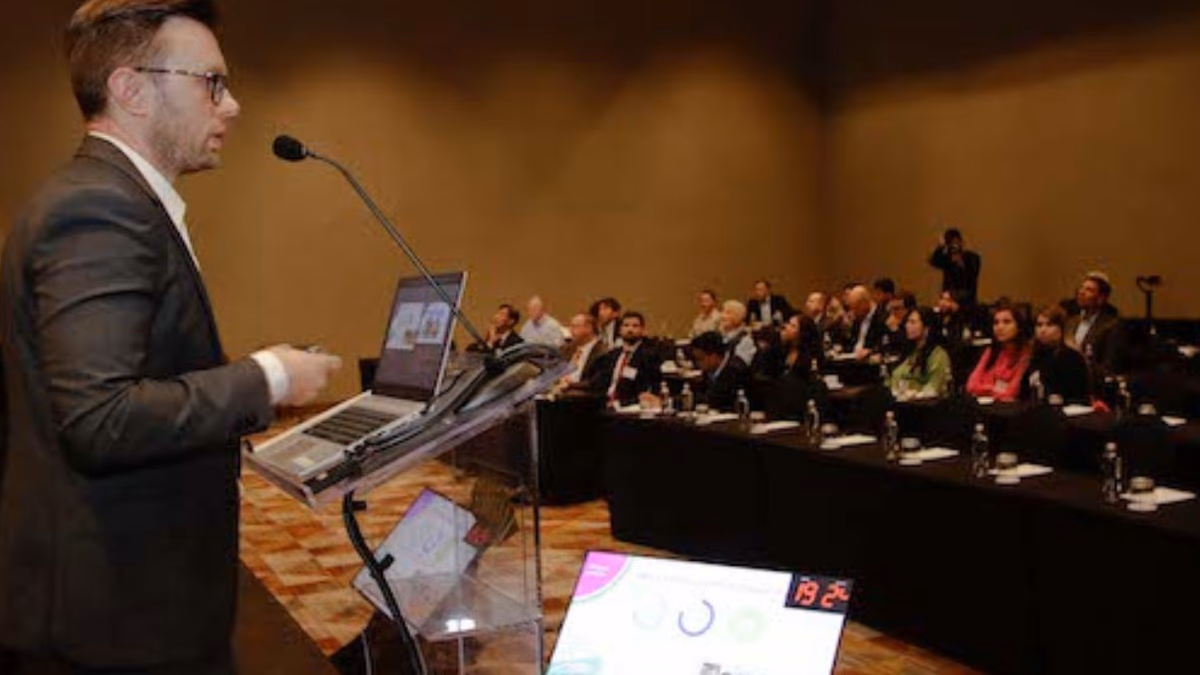 Sierra Gorda SCM presente en importante encuentro sobre molibdeno en Chile