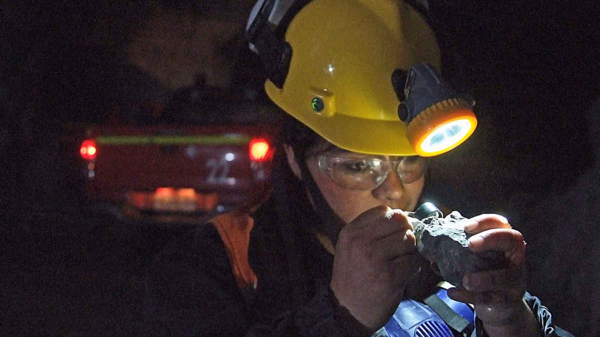 SONAMI organiza seminario para analizar las perspectivas de la mediana minería