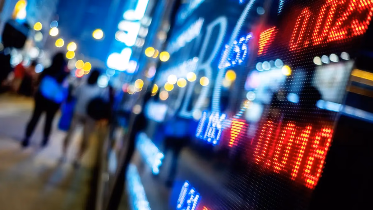 S&P 500 inició a la baja la última semana del año junto con fuertes caídas en la plata y el oro
