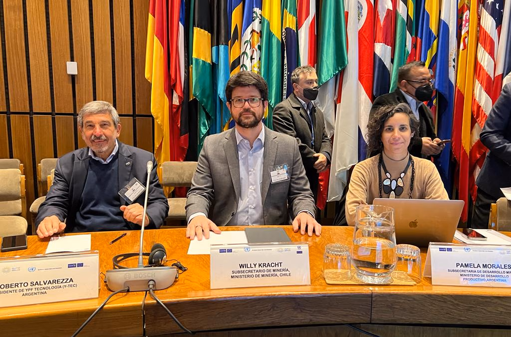 Subsecretario de Minería aborda desafíos de Chile en litio y fundición en mesa regional hacia COP27
