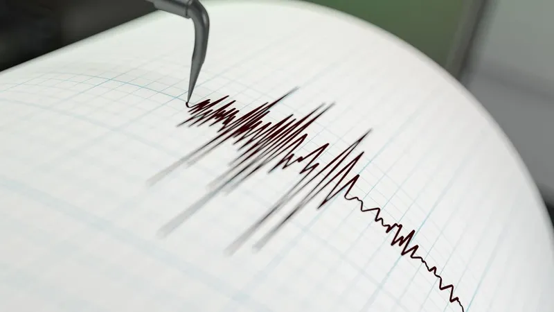 Terremoto de magnitud 7,6 se registra en Japón: SHOA se encuentra evaluando amenaza de tsunami para las costas de Chile