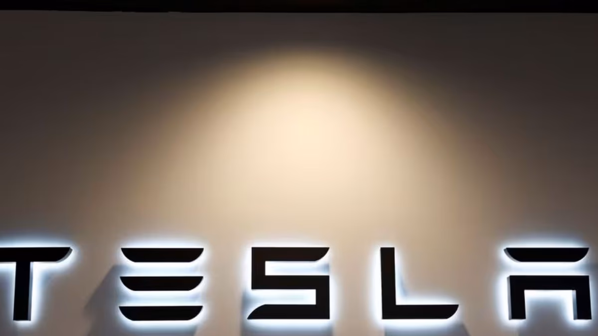 Tesla registra nombre en Chile y busca personal para nueva operación