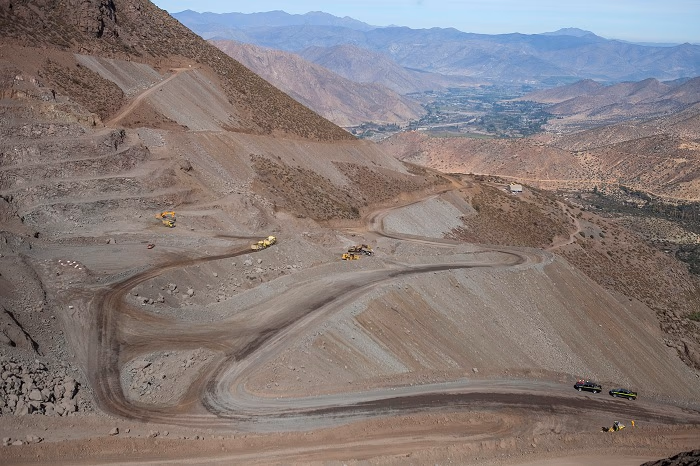 Three Valley Copper inicia operaciones de hundimiento de bloques en Papomono