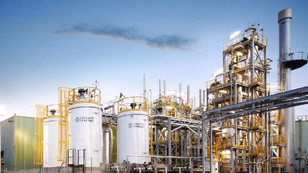 Thyssenkrupp Uhde Transforma la Industria con una Planta Ecológica de Metanol