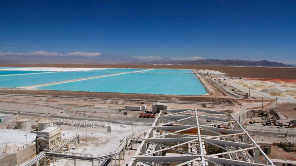 Tianqi arremete contra SQM y su presidente por asociación con Codelco