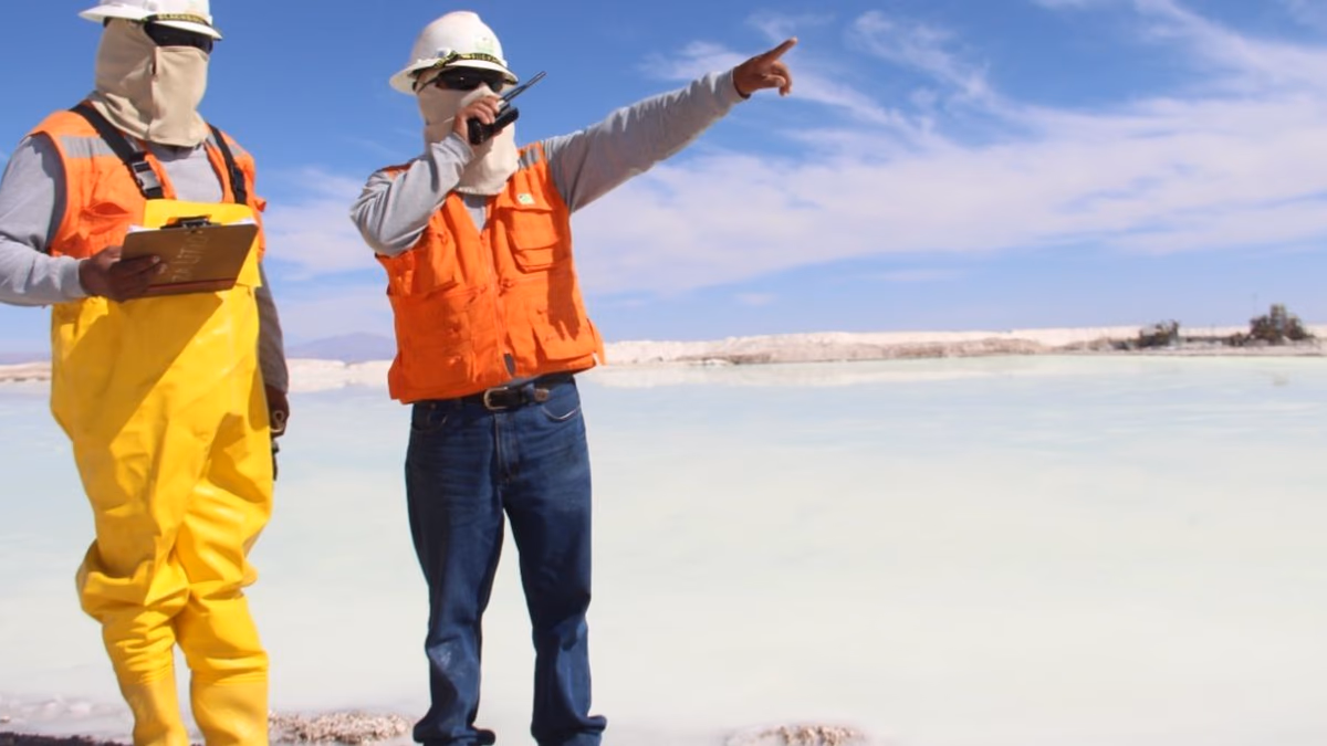 Tianqi Lithium amenaza con acciones legales a SQM y Codelco por acuerdo en Salar de Atacama