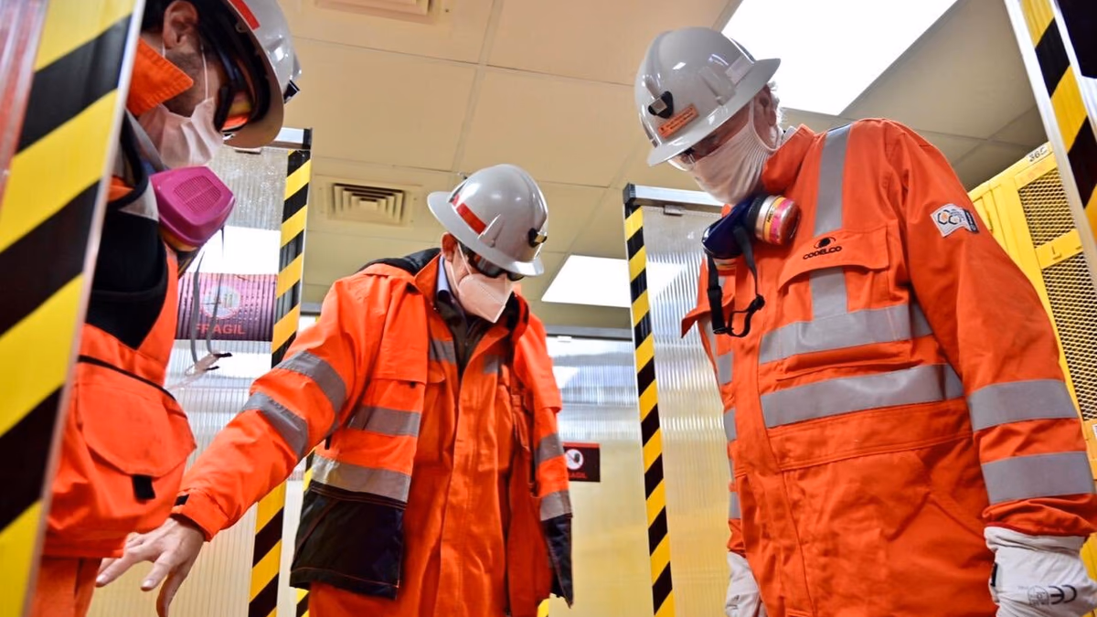 Trabajadores mineros en pandemia: La ininterrumpida labor de un sector clave para la recuperación económica