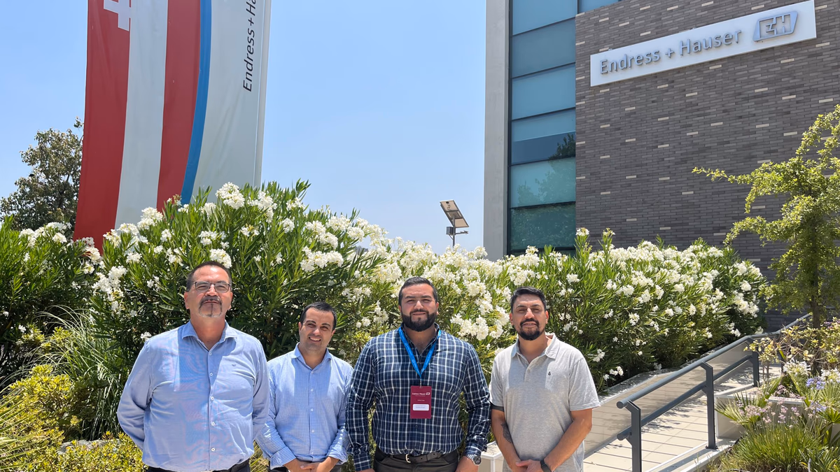 Tras asociación de ambas compañías: Expertos en medición de gases de SICK se integran a Endress+Hauser Chile
