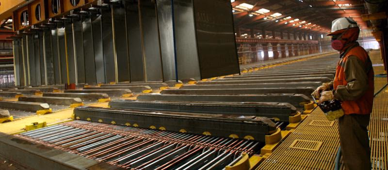 Ucrania: Codelco no prevé golpe significativo en ventas de cobre y subraya que «precio se ha mantenido estable»