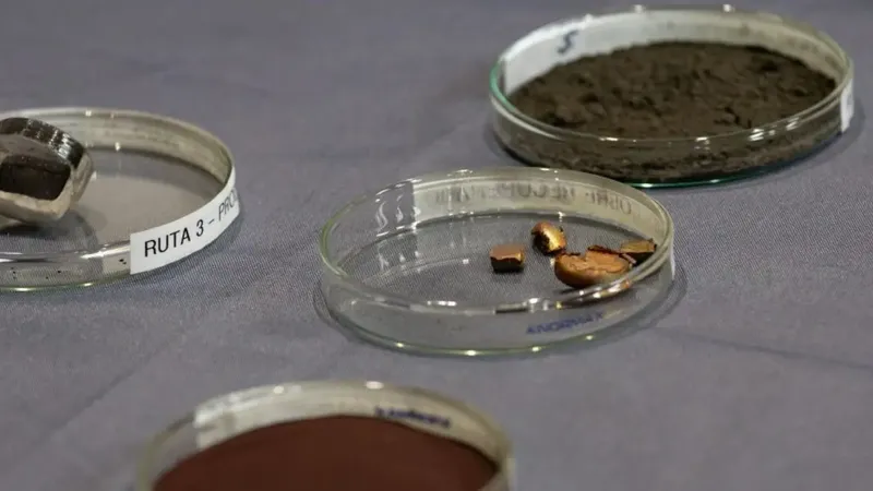UdeC inicia pilotaje de tecnología para procesar concentrados de cobre sin emisiones ni escorias