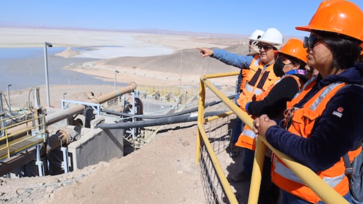 Vecinas y vecinos de Calama visitaron Tranque Talabre